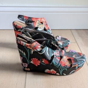 torrid | Floral Brocade Platform Wedges Size 8.5